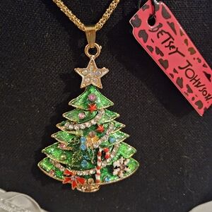 Festive Green Christmas Tree Necklace
